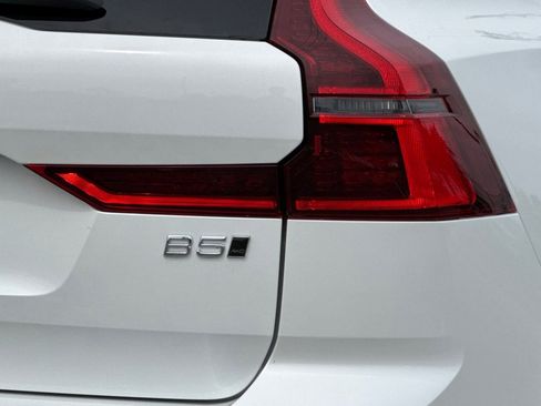 New 2026 Volvo XC60 B5 Core AWD/4WD image 12