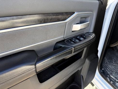 Used 2023 RAM 2500 Big Horn w/ Level 1 Equipment Group image 9
