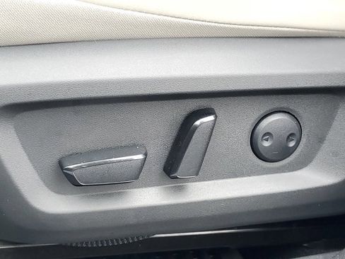 Certified 2023 Nissan Rogue SV w/ SV Premium Package image 6