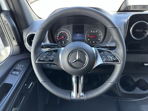New 2025 Mercedes-Benz Sprinter 2500 image 13