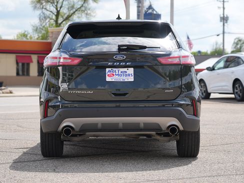 Used 2024 Ford Edge Titanium w/ Equipment Group 301A AWD/4WD image 4