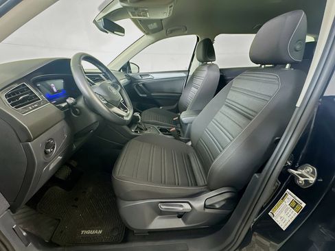 Used 2024 Volkswagen Tiguan S image 13