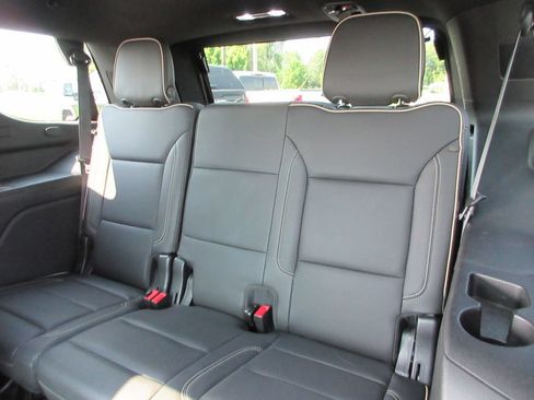 Certified 2022 GMC Yukon SLT w/ SLT Premium Package RWD image 24
