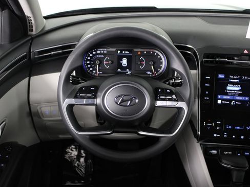 Certified 2024 Hyundai Tucson SEL FWD image 10