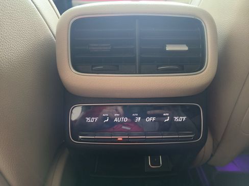 Used 2022 Mercedes-Benz GLE 450 4MATIC image 38