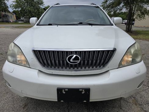 Used 2005 Lexus RX 330 FWD image 2