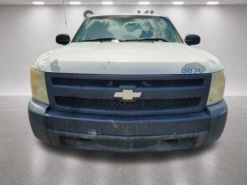 Used 2007 Chevrolet Silverado 1500 W/T w/ Fleet Convenience Package AWD/4WD image 9