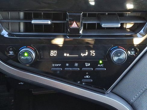 Used 2024 Toyota Camry LE image 14