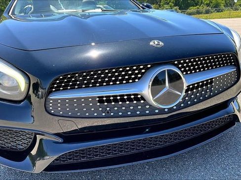 Used 2018 Mercedes-Benz SL 450 image 25