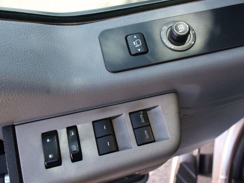 Used 2013 Ford F250 XLT w/ FX4 Off Road Pkg AWD/4WD image 27