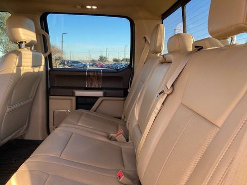 Used 2019 Ford F150 Lariat image 10