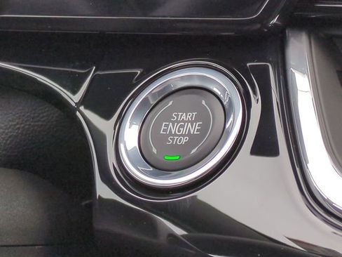 New 2026 Chevrolet Trax RS w/ Sunroof Package image 27