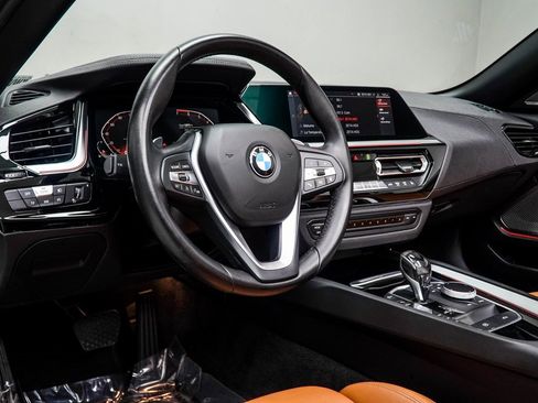 Used 2019 BMW Z4 sDrive30i w/ Premium Package image 17