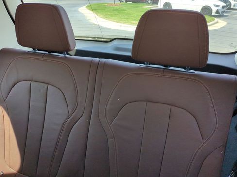 Used 2020 BMW X7 xDrive40i w/ Premium Package image 31