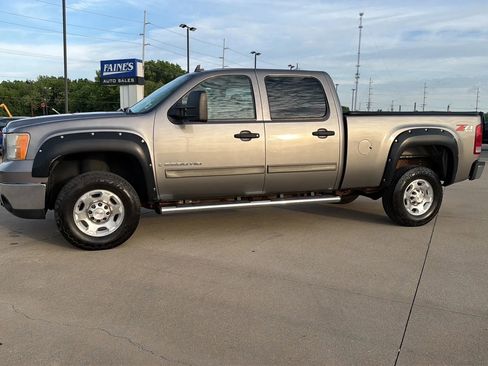 Used 2008 GMC Sierra 2500 SLE w/ SLE2 Preferred Package AWD/4WD image 7