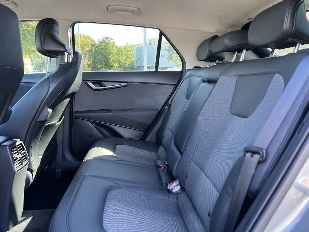 Used 2023 Kia Niro EX FWD image 14