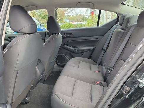 Certified 2023 Nissan Altima 2.5 SV image 12