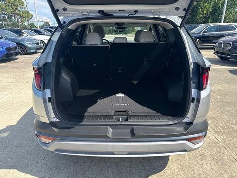 Used 2025 Hyundai Tucson SEL FWD image 23
