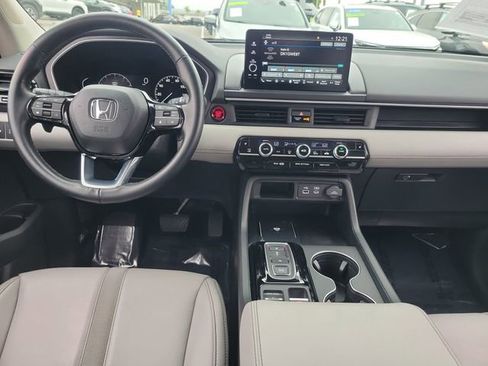 Certified 2025 Honda Pilot EX-L image 15