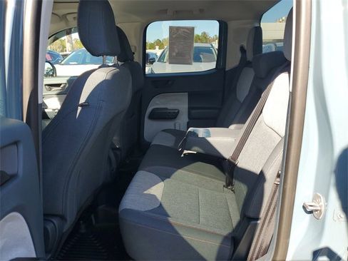 Used 2022 Ford Maverick XLT image 9