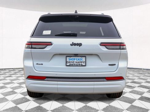 New 2026 Jeep Grand Cherokee L Summit image 14