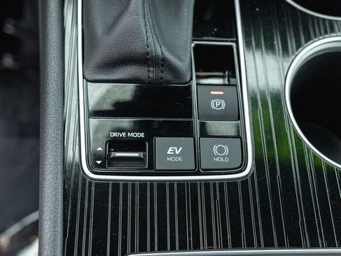 Certified 2026 Toyota Sienna XSE AWD/4WD image 22