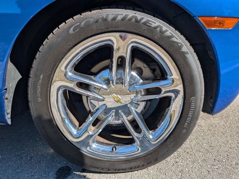 Used 2006 Chevrolet SSR w/ Preferred Equipment Group image 28