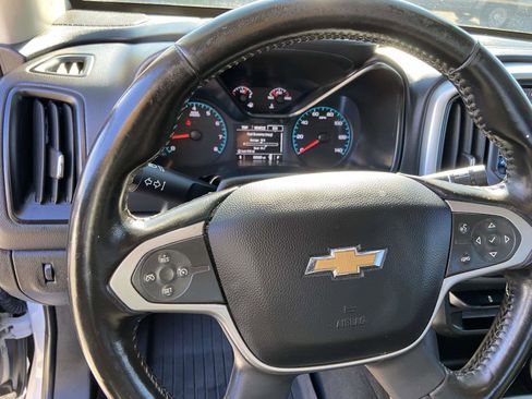 Used 2022 Chevrolet Colorado LT image 9