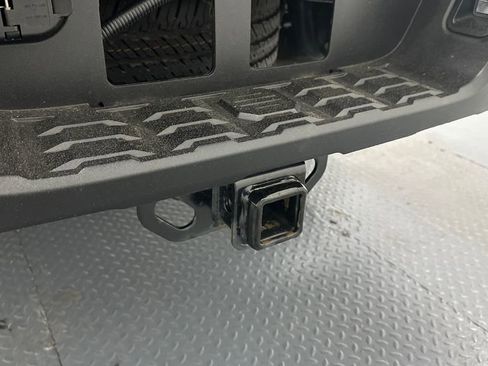 Certified 2023 Toyota Tacoma SR5 AWD/4WD image 17