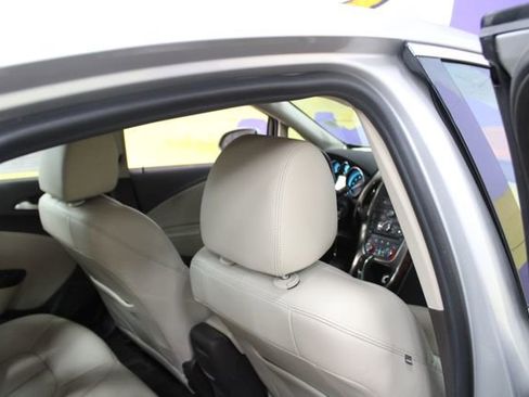 Used 2016 Buick Verano Convenience FWD image 10