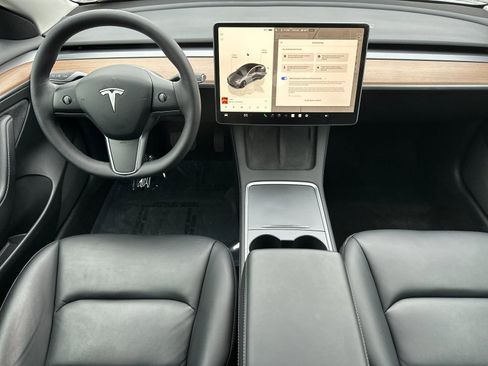 Used 2022 Tesla Model 3 image 13