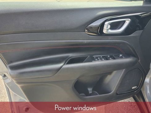 Used 2022 Jeep Compass Trailhawk w/ Sun and Sound Group AWD/4WD image 16