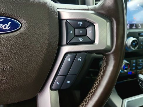 Used 2019 Ford F150 Limited image 25