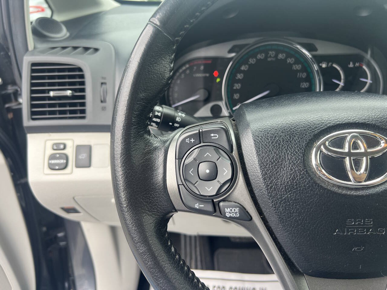 Used 2013 Toyota Venza XLE w/ XLE Premium Pkg AWD/4WD image 27