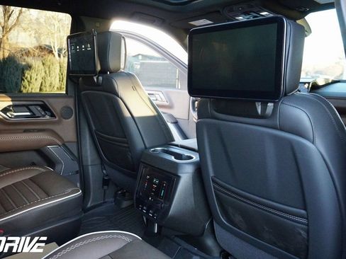 Used 2026 GMC Yukon Denali Ultimate image 47
