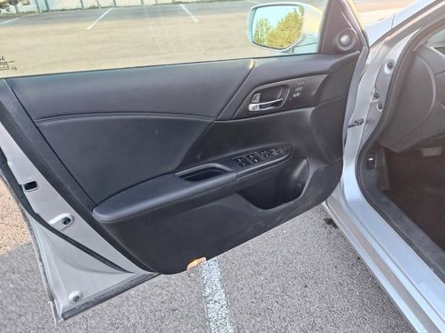 Used 2013 Honda Accord EX-L image 6