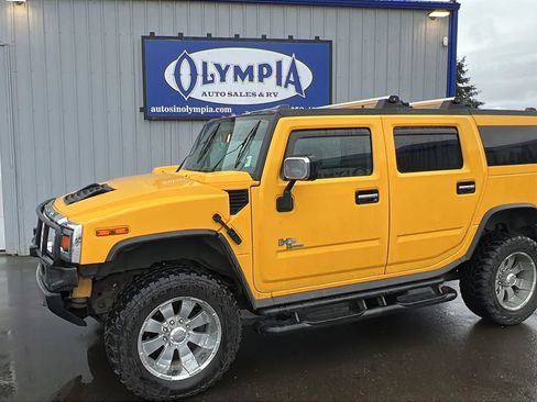 Used 2004 HUMMER H2 w/ Preferred Equipment Group AWD/4WD image 1