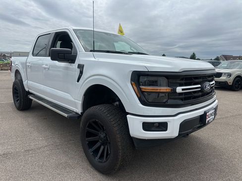 Used 2025 Ford F150 XLT w/ Equipment Group 301A Standard AWD/4WD image 4