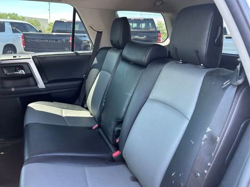 Used 2022 Toyota 4Runner SR5 Premium w/ Moonroof Package AWD/4WD image 37