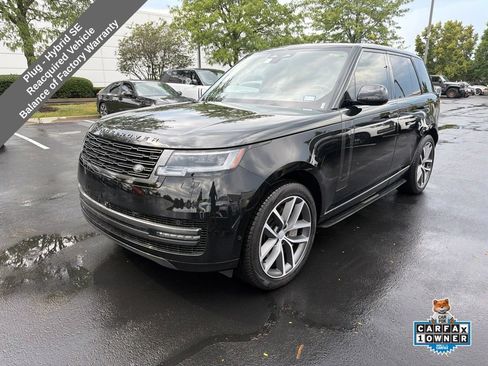 Used 2025 Land Rover Range Rover SE AWD/4WD image 1