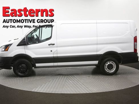 Used 2021 Ford Transit 250 Low Roof RWD image 59
