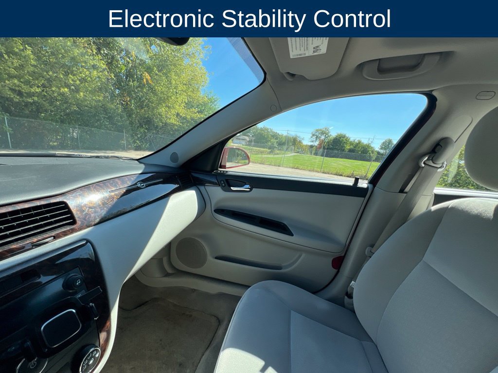 Used 2014 Chevrolet Impala LT w/ LT Sunroof Package FWD image 21