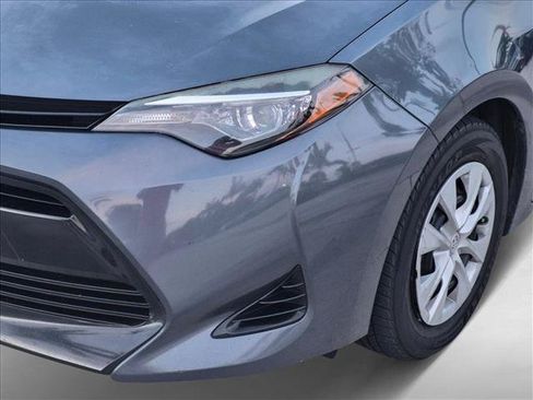 Used 2017 Toyota Corolla L FWD image 8