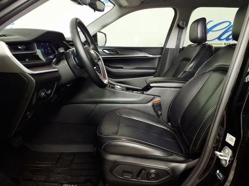 Used 2022 Jeep Grand Cherokee L Limited w/ Black Appearance Package RWD image 7