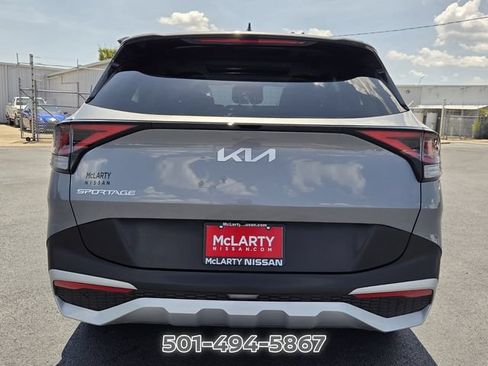 Used 2025 Kia Sportage EX w/ Premium Package FWD image 4