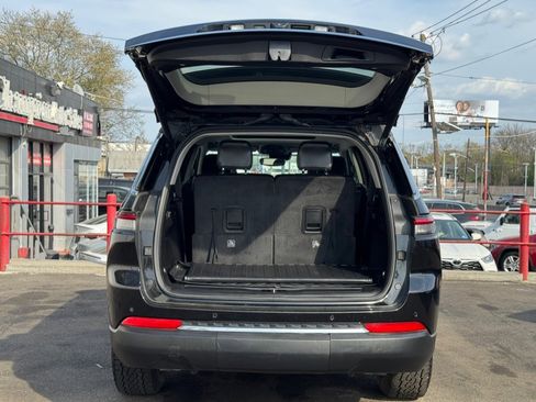 Used 2021 Jeep Grand Cherokee L Limited AWD/4WD image 30