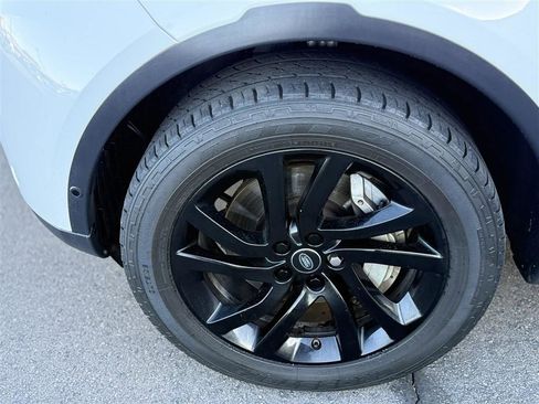 Used 2020 Land Rover Discovery HSE Luxury AWD/4WD image 13