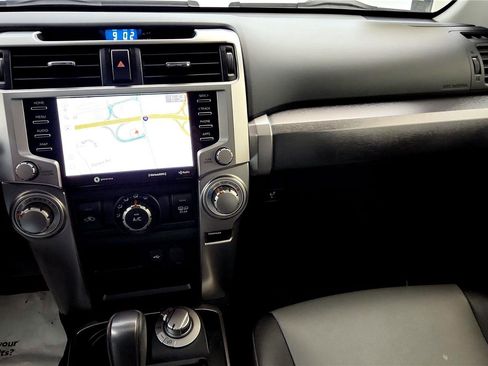 Used 2020 Toyota 4Runner SR5 Premium image 29