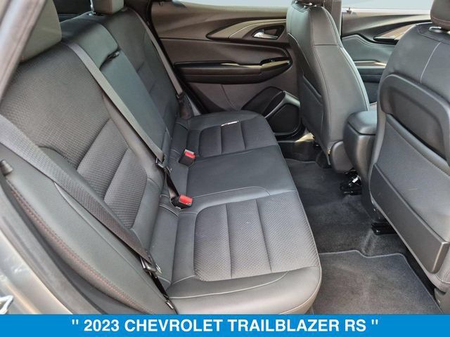 Used 2023 Chevrolet TrailBlazer RS AWD/4WD image 30