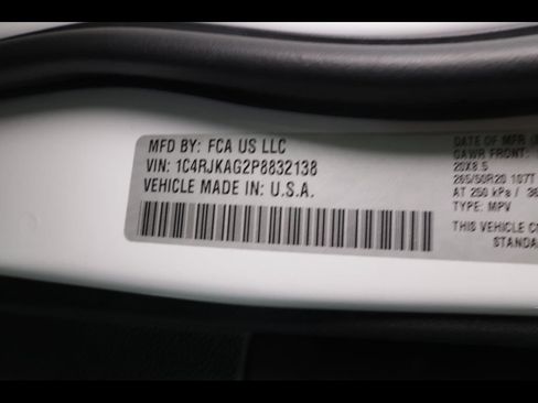 Used 2023 Jeep Grand Cherokee L Laredo AWD/4WD image 30